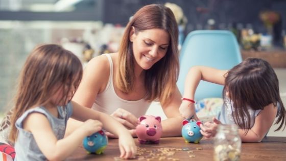 Powerful Habits Of Moms Who Are Never Broke, habits of women who are never broke
